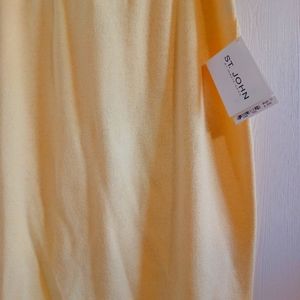 Knit ladies skirts. Yellow, Turquoise.